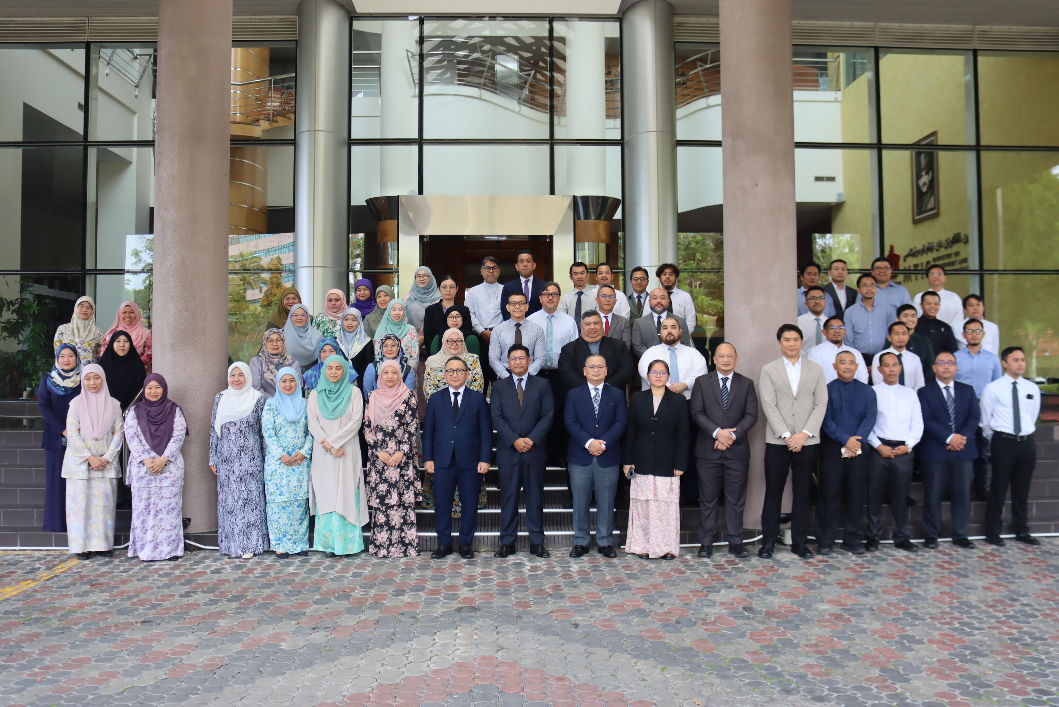 http://mtic-poc.cwh.gov.bn/Images1/news/2025/July/7-SP%20Workshop/WhatsApp%20Image%202025-07-14%20at%2013.56.20.jpeg