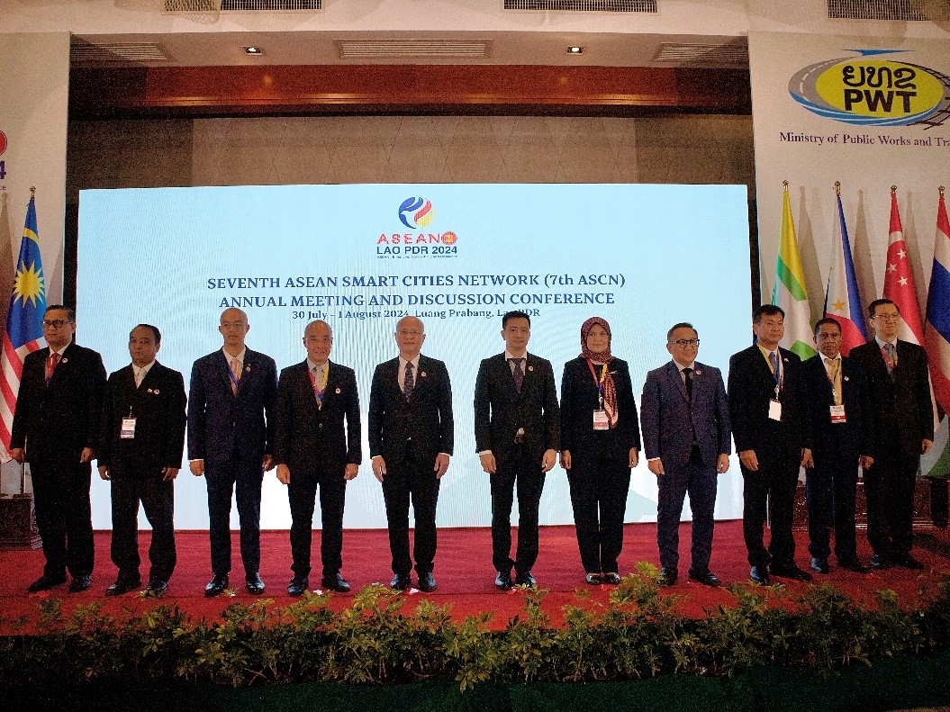 Yang Mulia Permanent Secretary of Ministry of Transport and Infocommunications attended the 7th ASEAN Smart Cities Network Annual Meeting