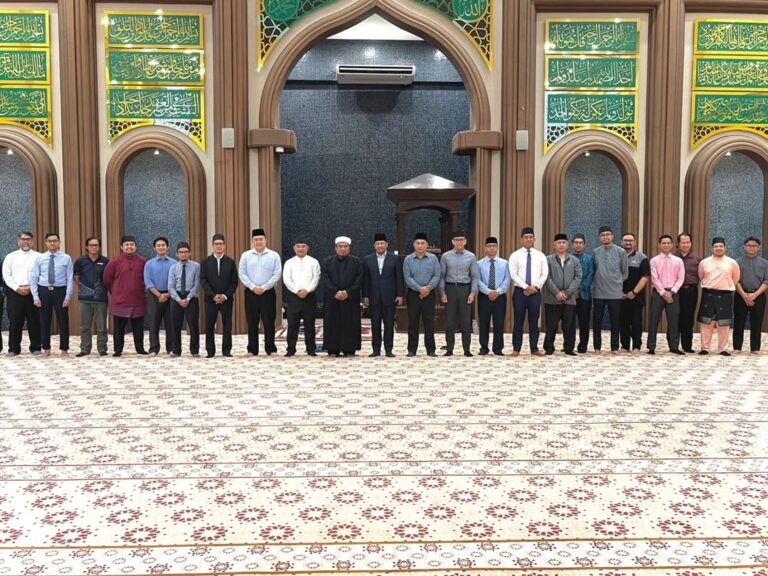 Majlis Doa Kesyukuran Sempena Ulang Tahun Hari Keputeraan Kebawah Duli Yang Maha Mulia Paduka Seri Baginda Sultan Haji Hassanal Bolkiah Mu’izzaddin Waddaulah, Sultan Dan Yang Di-Pertuan Negara Brunei Darussalam Yang Ke-78 Tahun
