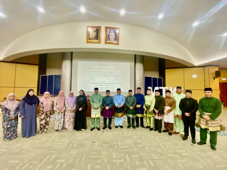Majlis Penyampaian Pengurniaan Pingat-Pingat Kehormatan Negara Brunei Darussalam Pingat Kerja Lama (P.K.L) sempena Ulang Tahun Hari Keputeraan KDYMM Paduka Seri Baginda Sultan Dan Yang Di-Pertuan Negara Brunei Darussalam