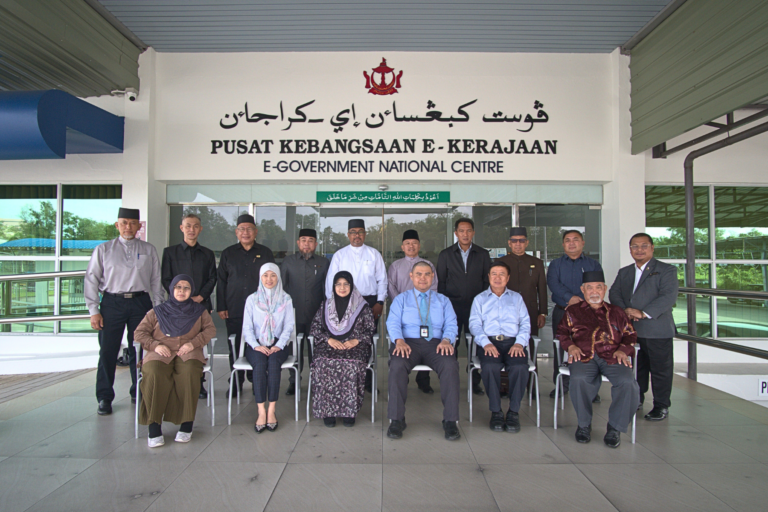 Lawatan Kerja Yang Berhormat Ahli-Ahli Majlis Mesyuarat Negara Ke Pusat Kebangsaan E-Kerajaan (EGNC) dan Cyber Security Brunei (CSB), Kementerian Pengangkutan dan Infokomunikasi (MTIC)