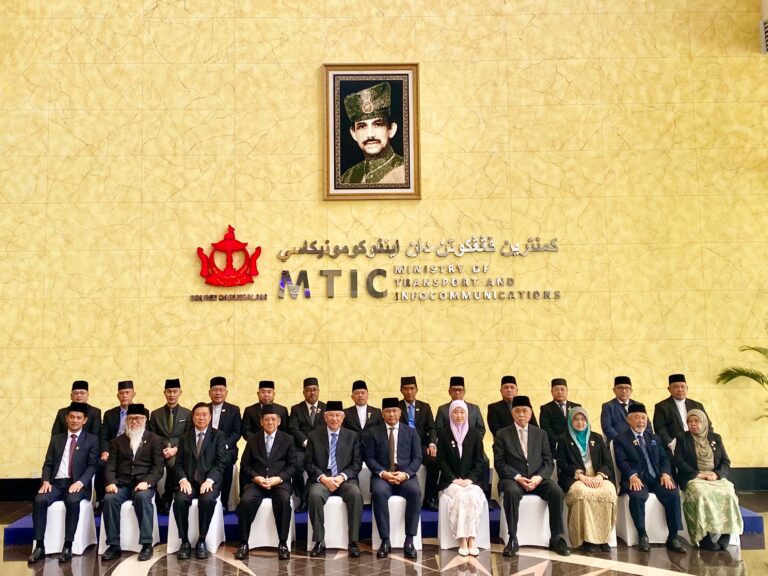 Perjumpaan Muhibah Antara Ahli-Ahli Majlis Mesyuarat Negara Bersama Kementerian Pengangkutan Dan Infokomunikasi Bagi Tahun 2024