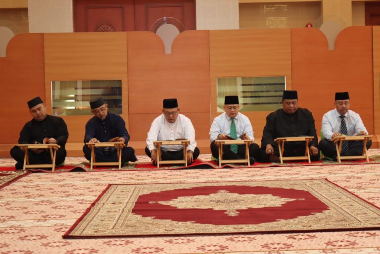 Majlis Membaca Ratib Al-Attas, Solat Sunat Hajat Dan Solat Fardhu Asar Berjemaah Kelolaan MKKJR