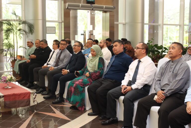 Majlis Pengagihan Kurma Kurnia Peribadi KDYMM Paduka Seri Baginda Sultan Dan Yang Di-Pertuan Negara Brunei Darussalam