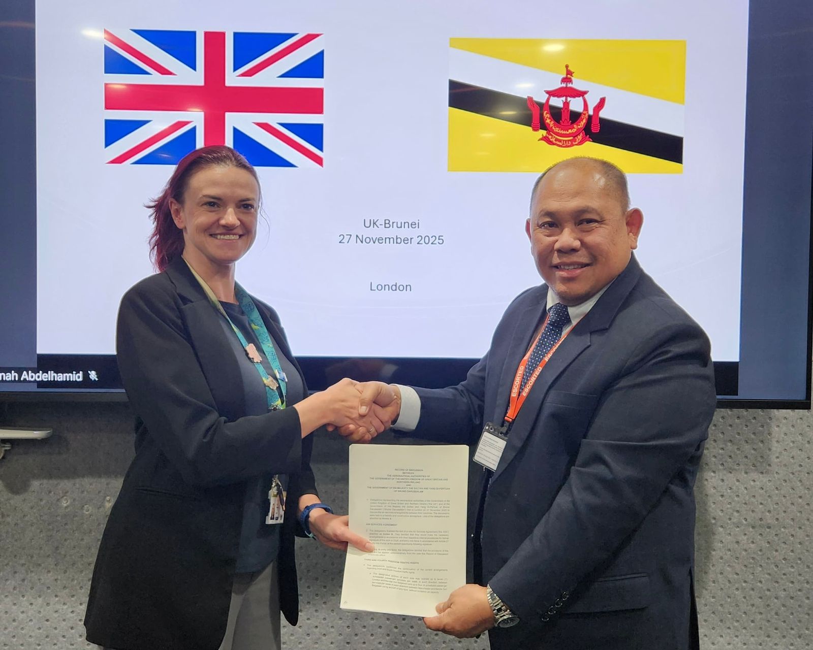 Signing of Record of Discussion between the Aeronautical Authorities of the Government of His Majesty the Sultan and Yang Di-Pertuan of Brunei Darussalam and the Government of the United Kingdom of Great Britain and Northern Ireland