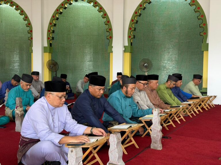 Majlis Membaca Surah Yassin dan Tahlil Di Kubah Makam Diraja bagi Kementerian Pengangkutan Dan Infokomunikasi serta Jabatan-Jabatan, Autoriti dan Pihak Berkuasa Di Bawahnya bagi Tahun 1447 Hijrah / 2026 Masehi