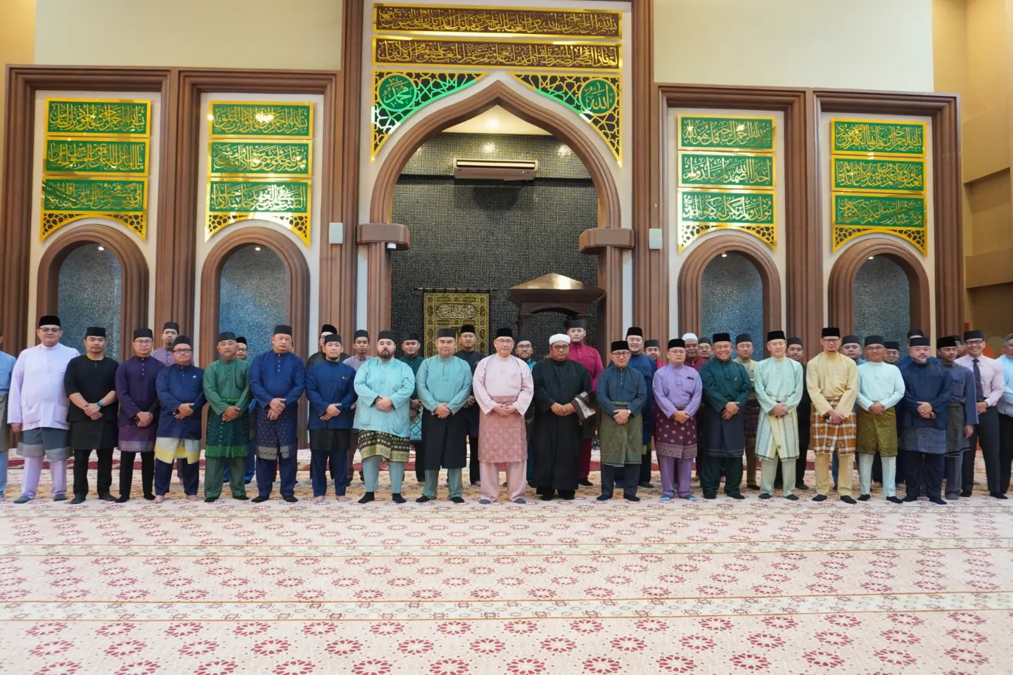 Majlis Doa Kesyukuran Sempena Ulang Tahun Hari Keputeraan Kebawah Duli Yang Maha Mulia Paduka Seri Baginda Sultan Dan Yang Di-Pertuan Negara Brunei Darusssalam yang Ke-80 Tahun